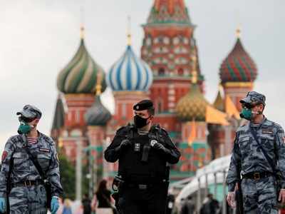 Moscow lifts coronavirus lockdown as Russia partially reopens borders