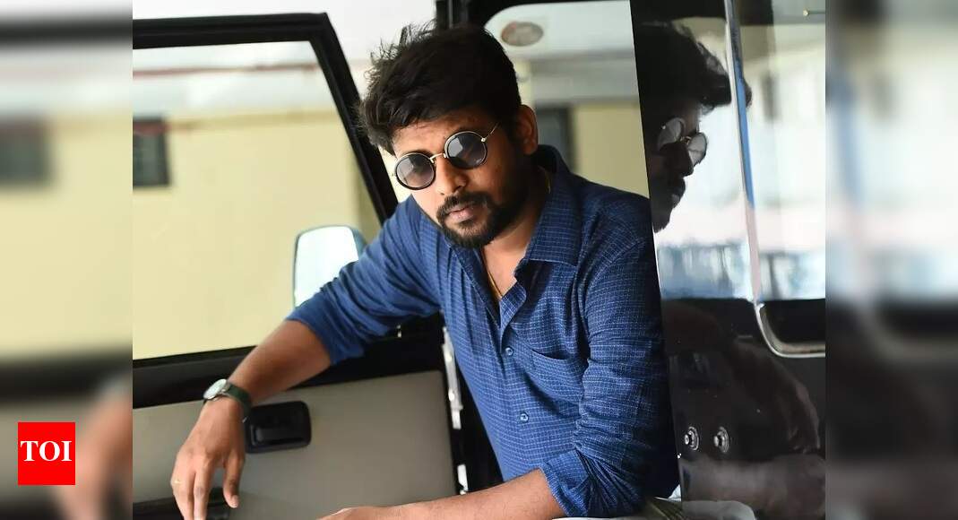 Rio Raj asks his baby girl to stay calm - Times of India