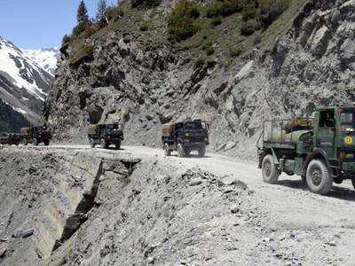 Slight troop pull-back by India & China from confrontation at Eastern Ladakh, but Pangong Tso remains a big hurdle