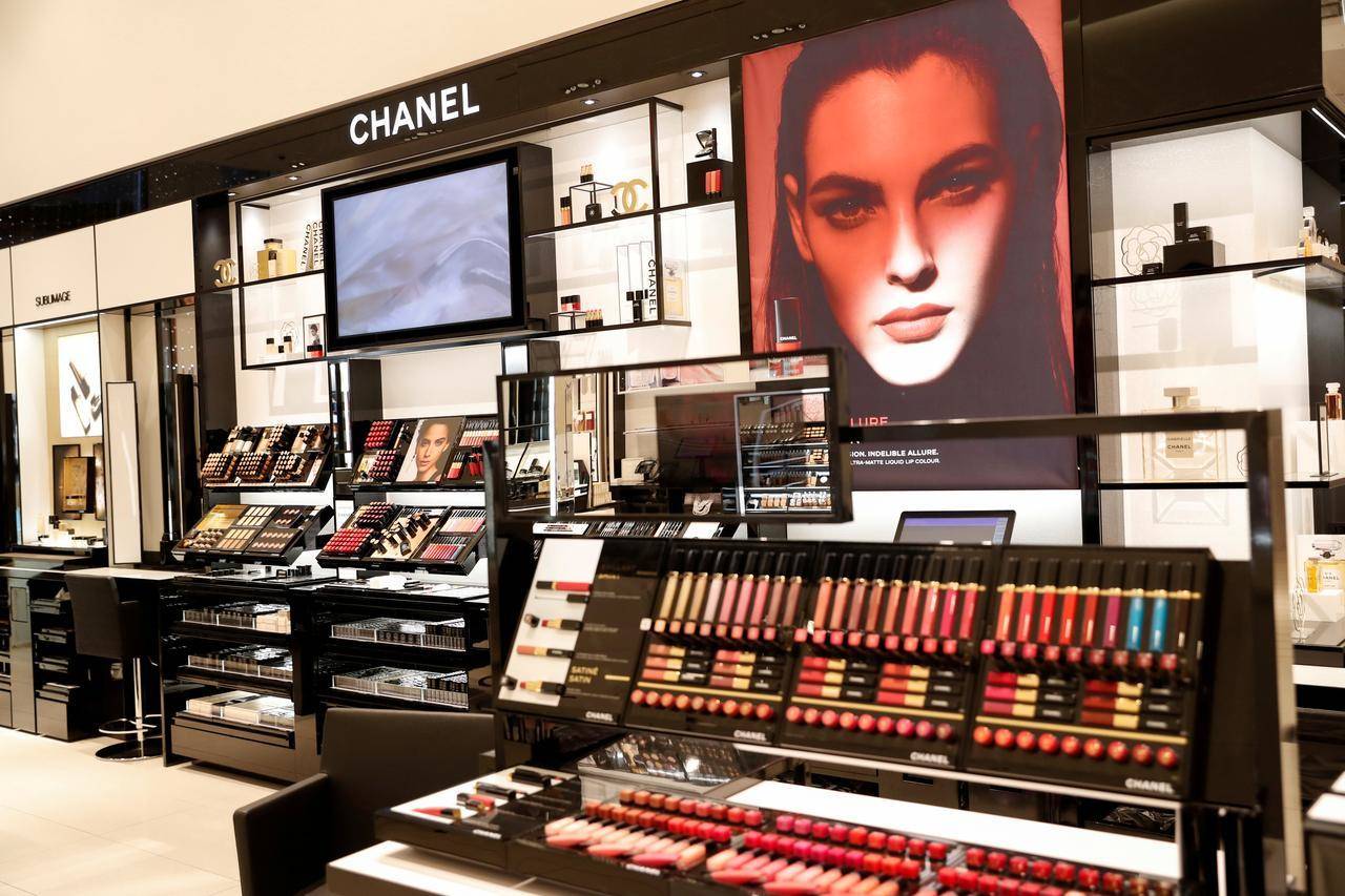 Chanel, Revlon and L'Oreal stop use of talc in their products