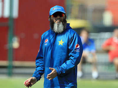 Players will have to be mentally strong when international cricket resumes: Mushtaq Ahmed
