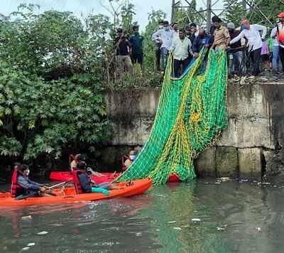 Fire brigade searched the boy in nullah with the help of ropes, hook anchor and kayak, they also called the NDRF and the Navy divers for help but were unable to trace the boy. (ANI Photo)