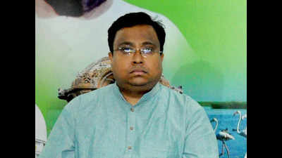 Odisha: BJD says no scam in mask procurement; Congress moves governor