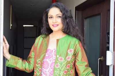 Actress Gracy Singh preps up for her serial's shoot