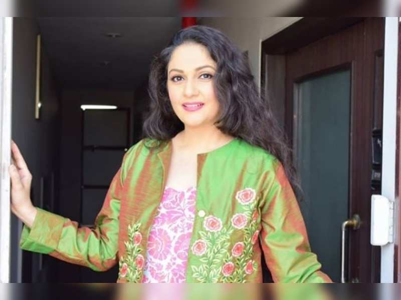 Television Actors Actress Gracy Singh Preps Up For Her Serial S