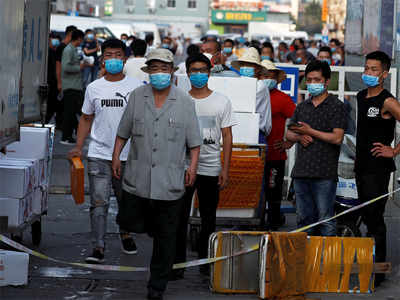 Beijing district in 'wartime emergency mode' after coronavirus case spike
