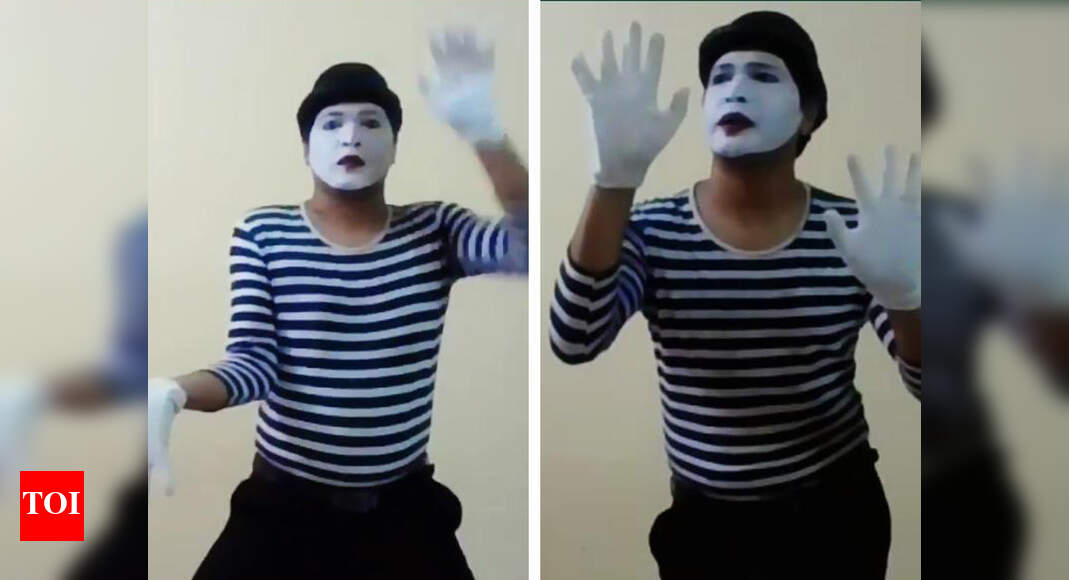 Viewers learn to convey emotions without words in a virtual mime ...
