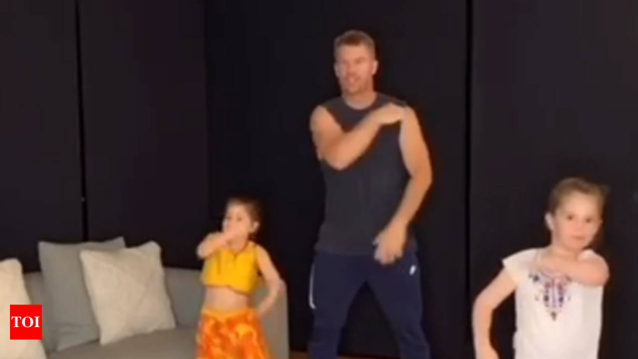 David Warner and his daughters enact signature step of 'Bala