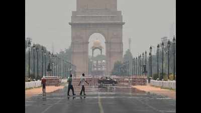 Mercury hovers near 40 degrees Celsius in Delhi