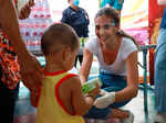 Anntonia Porsild distributes essentials to the needy amid Covid-19