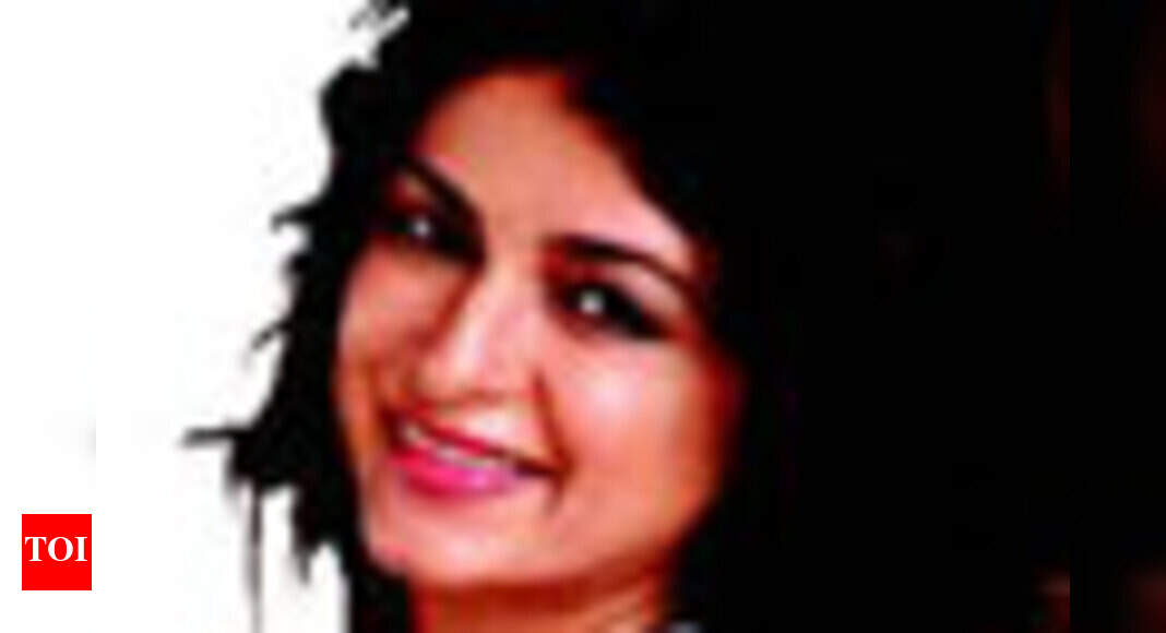 قصة امرأة حرة تعيش في زمن الظلام