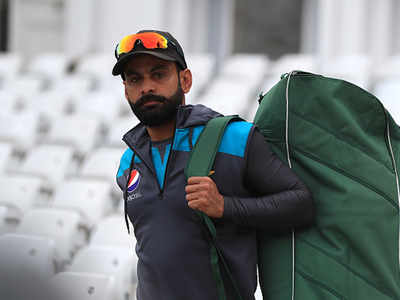 Mohammad Hafeez hits out at Ramiz Raza, says it's his choice when to retire