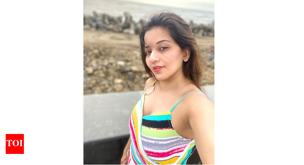 Monalisa looks fresh as a daisy in her latest instagram post | bhojpuri movie news - times of india
