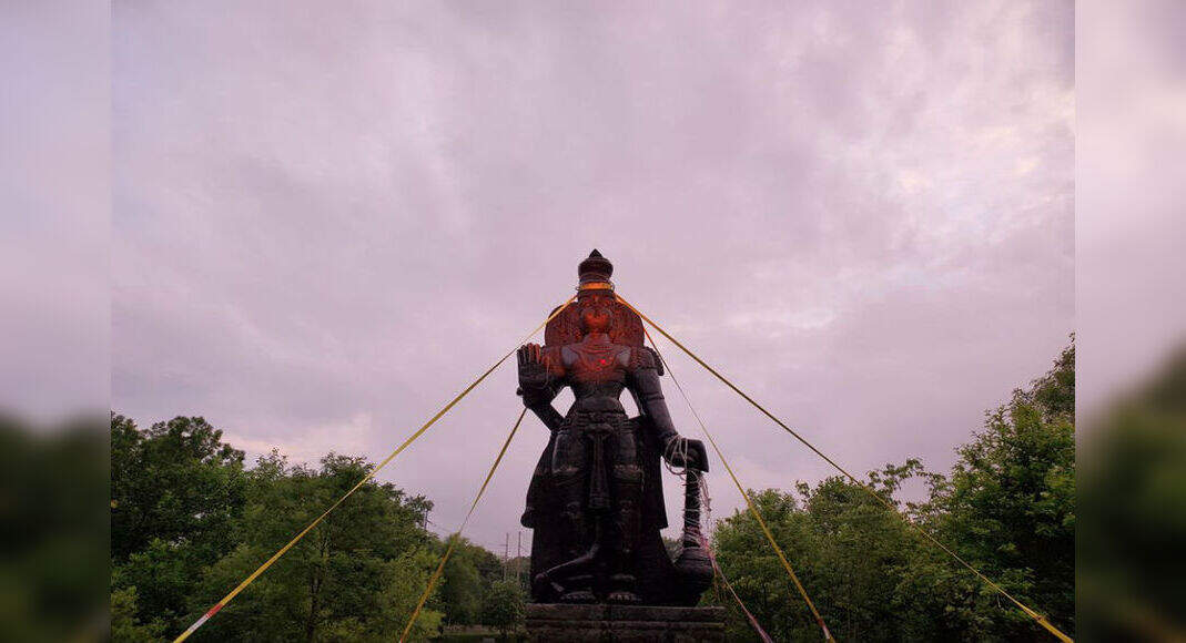 Delaware Hanuman Statue A 25feettall Hanuman statue shipped from