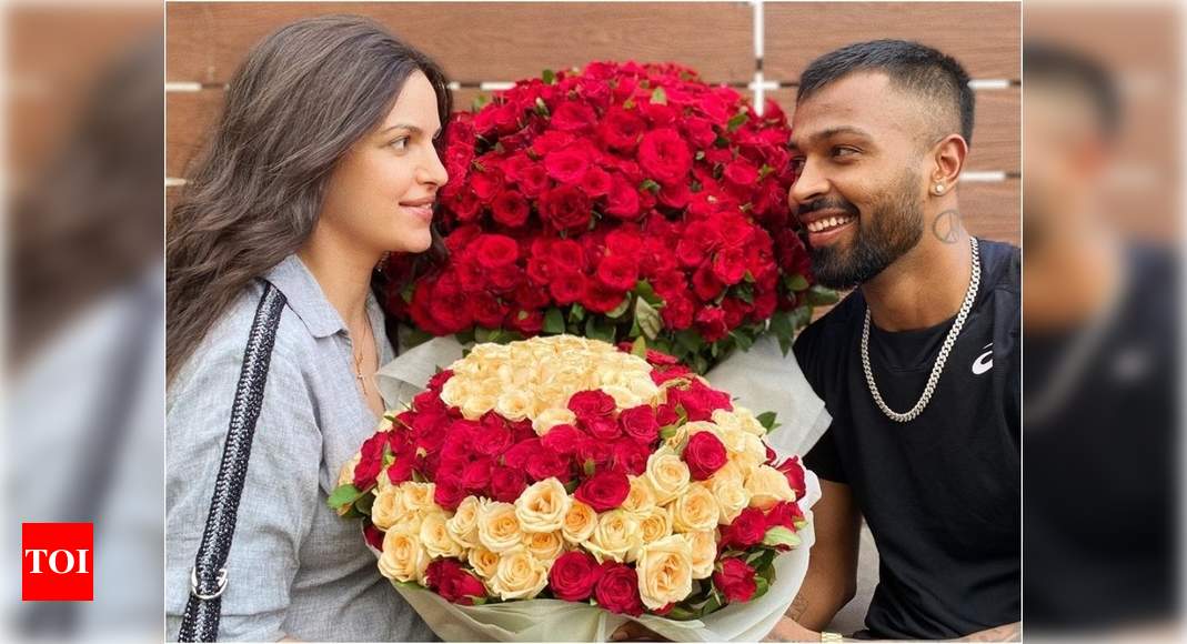 Hardik Pandya Surprises Ladylove Natasa Stankovic With Big Bouquets Of ...