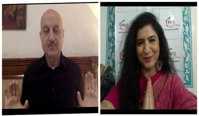 Anupam Kher shares pearls of wisdom with Jaipur Flo members