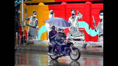 Expect light rain through weekend in Mumbai & Thane, says IMD