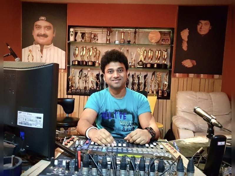 Dsp Wishes His Fans A Happy World Music Day With A Special Video Telugu Movie News Times Of India