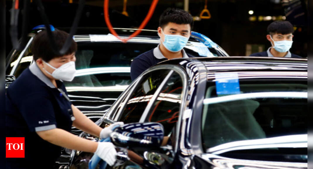 Daimler Ag Daimler May Be Planning An Additional 10 000 Job Cuts