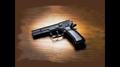 Dahod man held with country-made gun