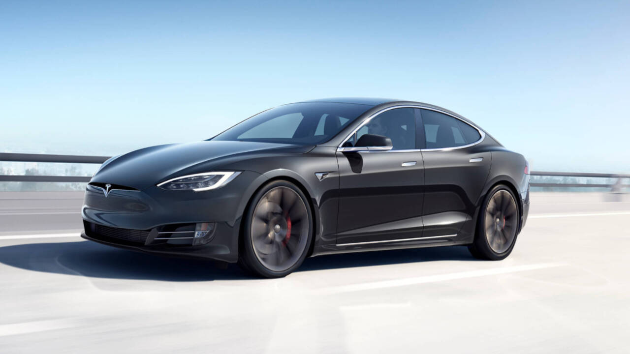 Tesla Model S Tesla Model S Long Range Plus first 400mile