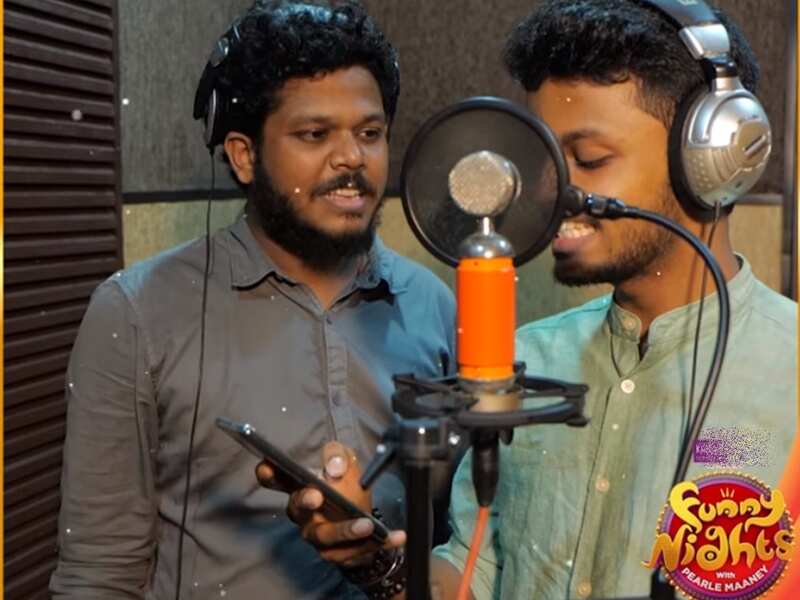 Pearle Maaney Did You Know The Title Song Of Funny Nights With Pearle Maaney Was Sung By Sa Re Ga Ma Pa Keralam Contestants Times Of India