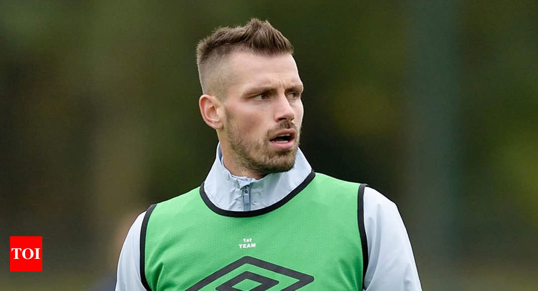 Everton and France midfielder Morgan Schneiderlin gets married to