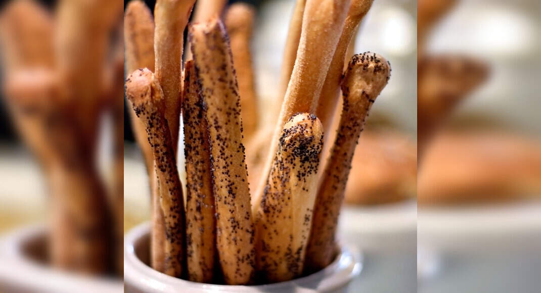 Breadsticks Recipe: How to Make Breadsticks Recipe | Homemade Breadsticks Recipe