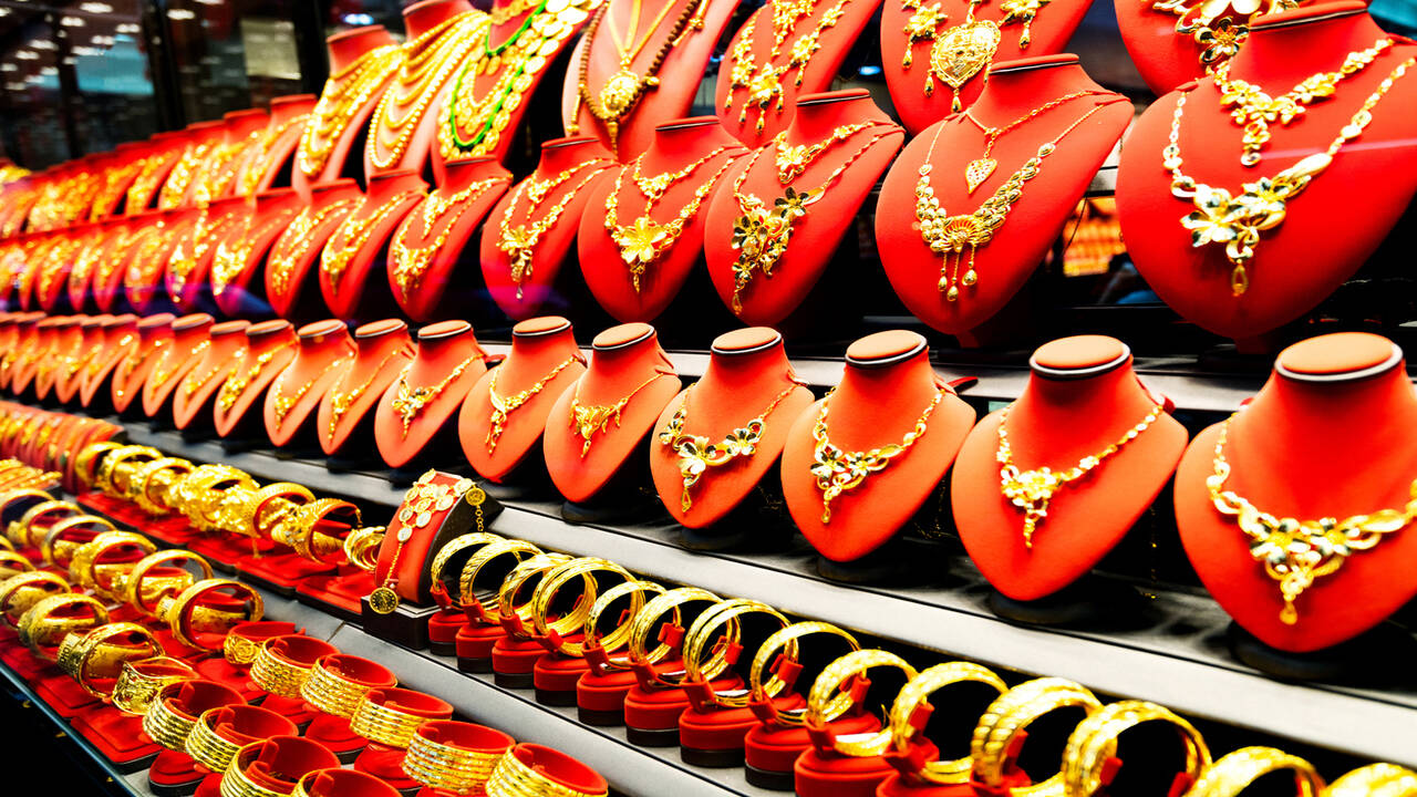 World Gold Council study finds 37% Indian women have never bought gold  jewellery - Times of India
