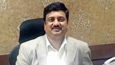 Bengaluru: IMA scam accused IAS officer BM Vijay Shankar ends life