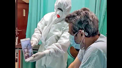 West Bengal: Patients can keep mobiles in select corona hospitals now