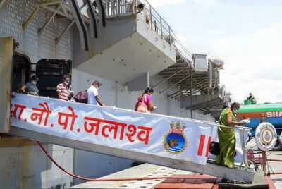 INS Jalashwa departs from Iran's Bandar Abbas port for Tuticorin with 687 Indians