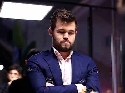 Magnus Carlsen Doesn't Know Time Control, Loses On Time 