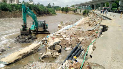 Bengaluru: Part of Mysuru Road washed away during heavy rains
