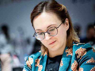 Anna Ushenina clinches opening Grand Prix leg of online speed chess