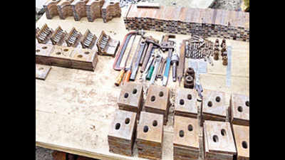 Bihar: Illegal arms factory unearthed, 7 held