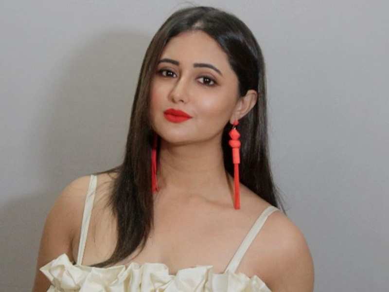 Rashami Desai's fans praise the actress after she shares her 'thought of  the day'; trend 'Sensational Rashami Desai' - Times of India