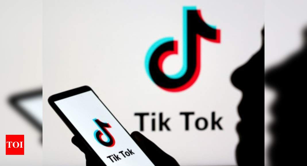 Featured image of post Is Tiktok Banned In China / The united states is looking at banning chinese social media apps, including tiktok, secretary of state mike pompeo said monday.