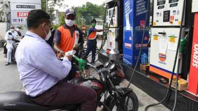 Fuel prices in Delhi remain unchanged for second consecutive day