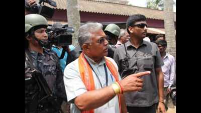 West Bengal BJP president Dilip Ghosh attacked at Rajarhat
