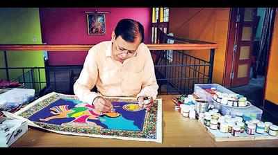 Retired banker paints all verses of Hanuman Chalisa