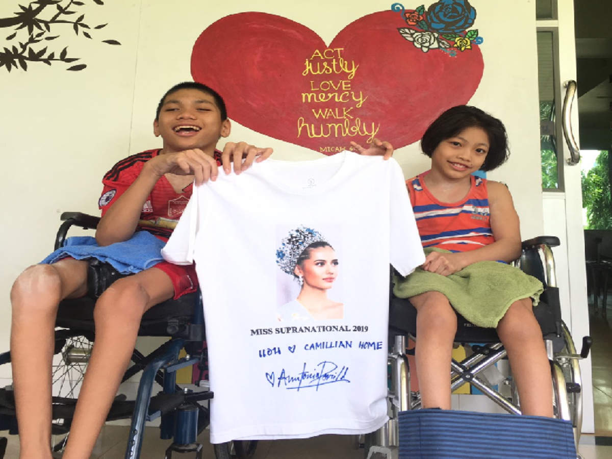 Anntonia Porsild’s Autographed T-shirt To Be Auctioned To Raise Funds 