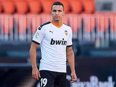 Valencia hit by striker Rodrigo Moreno injury