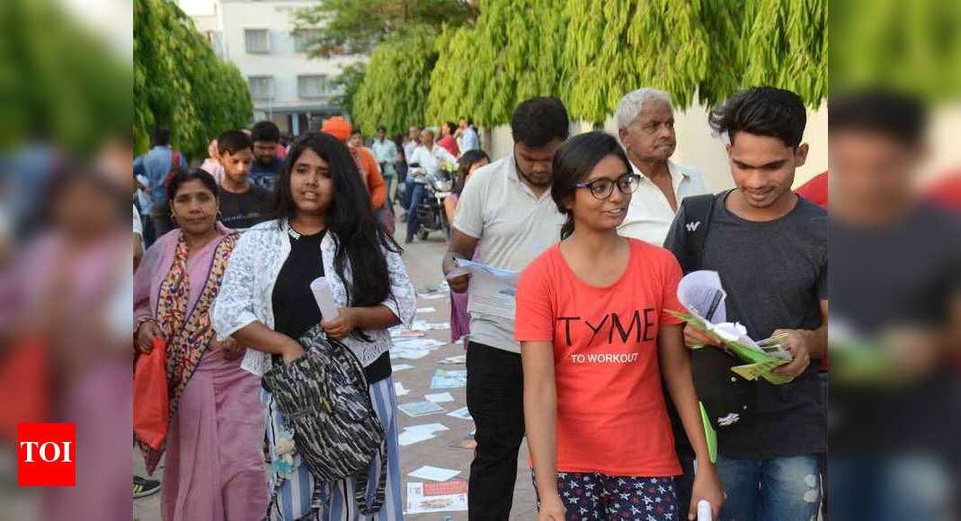 MHRD sets up expert committee to suggest new dates for JEE (important) & NEET-UG exams – Times of India