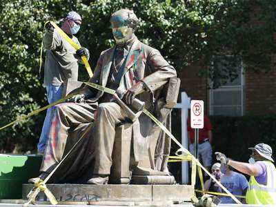 Second Confederate statue removed in Richmond