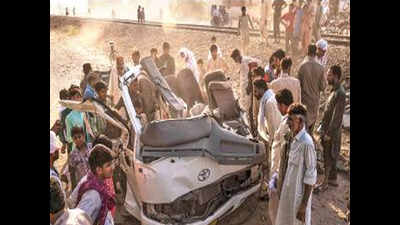 20 of Pakistani Sikh family returning from Nankana Sahib die in train-van crash