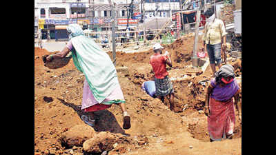 BMC bars labourers from outside Odisha after 34 test +ve