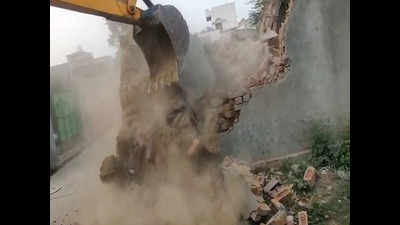 Noida: Gangster Sunder Bhati’s Rs 7 crore property demolished