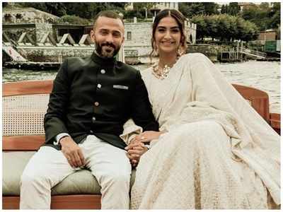 Anand Ahuja adorably crashes Sonam Kapoor's interview