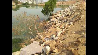 Shrinking Khajaguda Lake: Telangana HC seeks explanation from Hyderabad development body